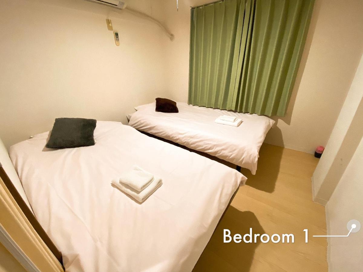 ラグジュアリ難波301 Apartment Osaka Bagian luar foto