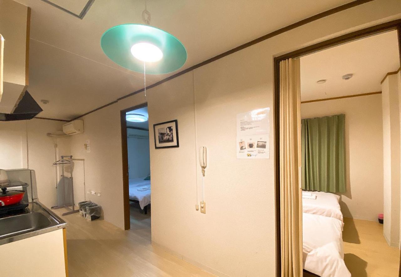 ラグジュアリ難波301 Apartment Osaka Bagian luar foto